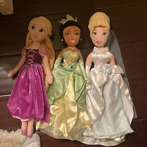 3 DISNEY Princess plush dolls